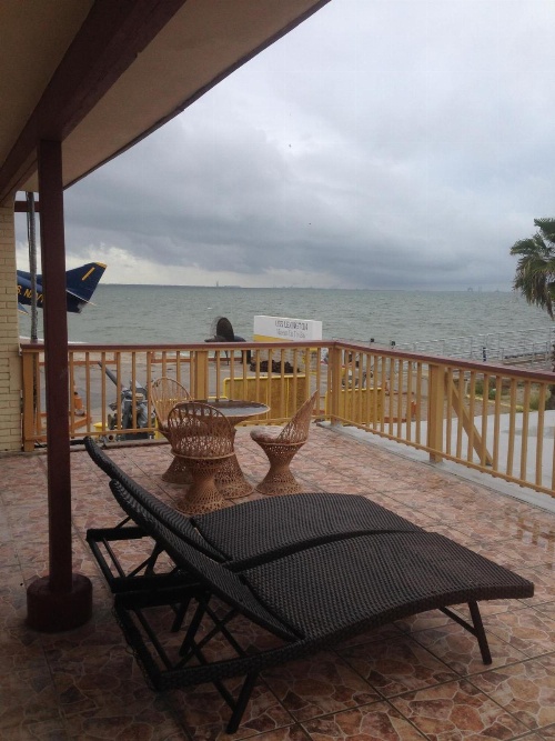 Capri Beach Hotel image 1