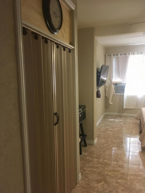 Capri Beach Hotel image 43